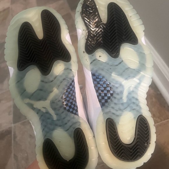 jordan 11 retro low legend blue size 3.5 youth - Picture 10 of 15